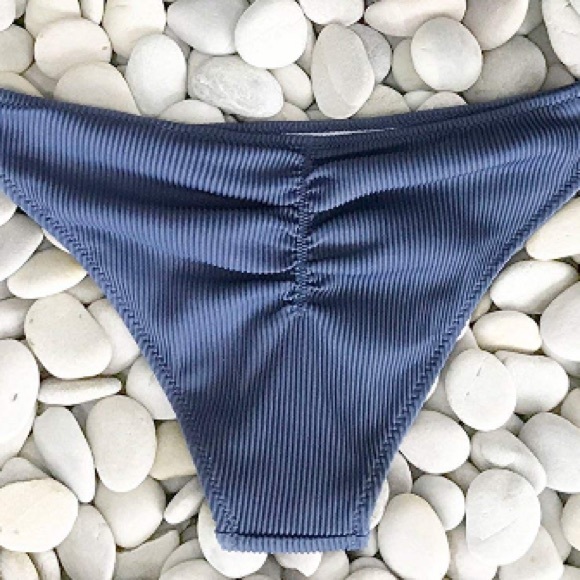 Cupshe Deep Love Ribbed Bikini Set - NWT - Picture 5 of 8